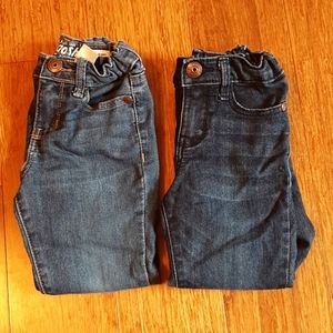 Lot of 2 Oshkosh jeans 4t